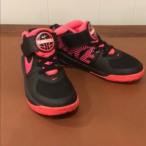 Girls Nike Basketball Shoes